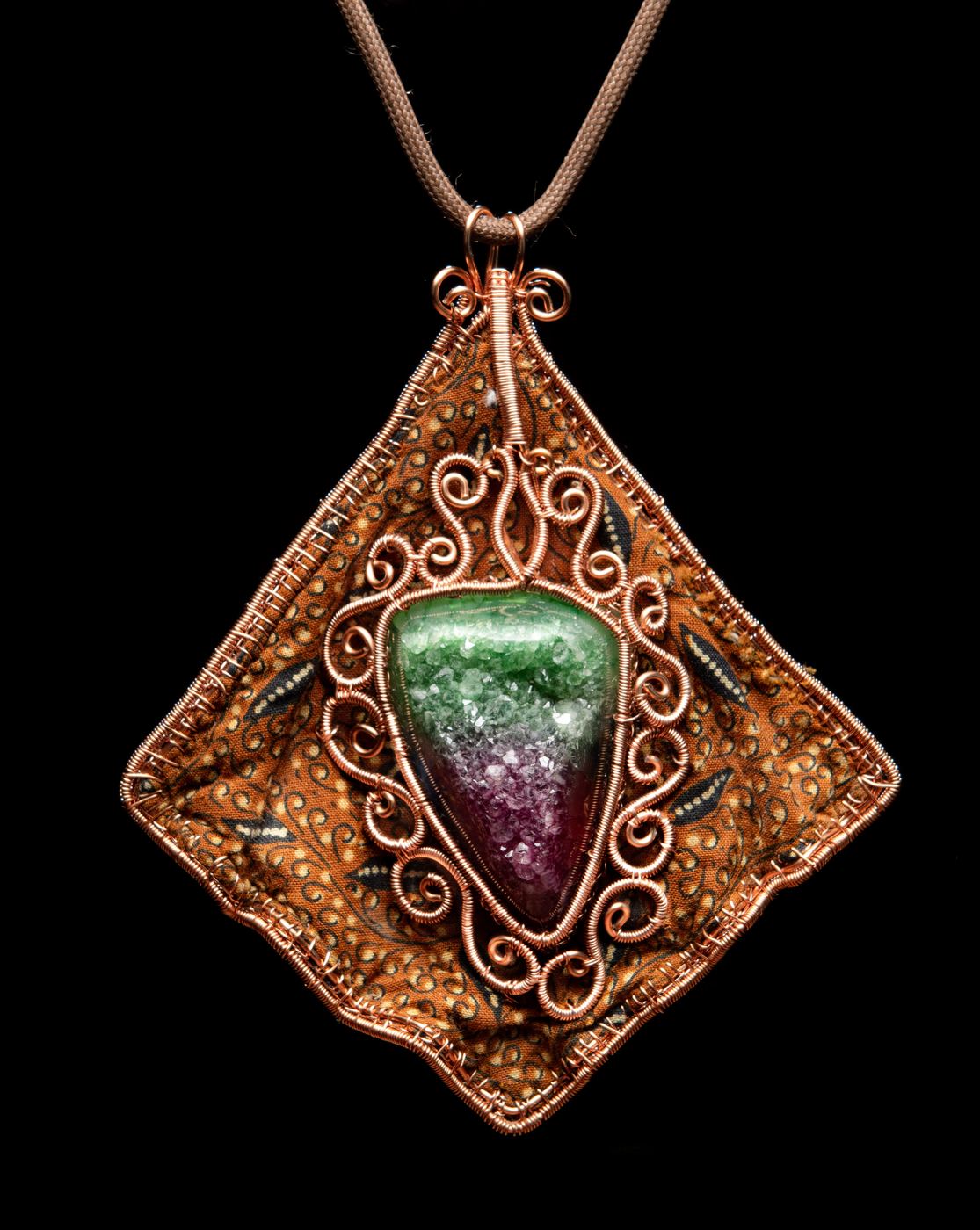 Roshi Jewelry pendant multi stone