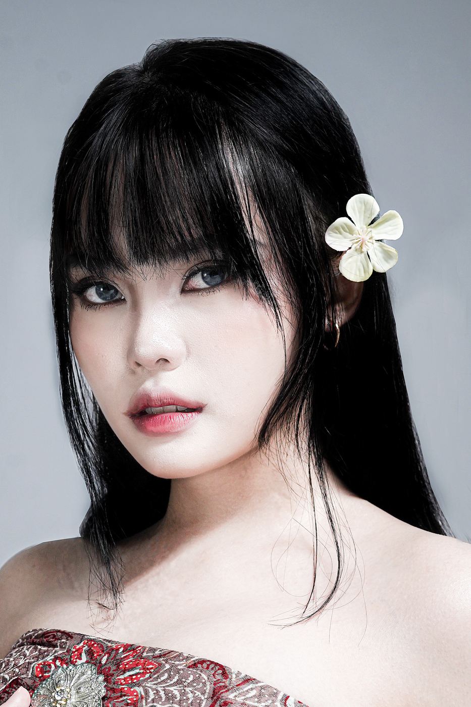 Beauty shot editorial